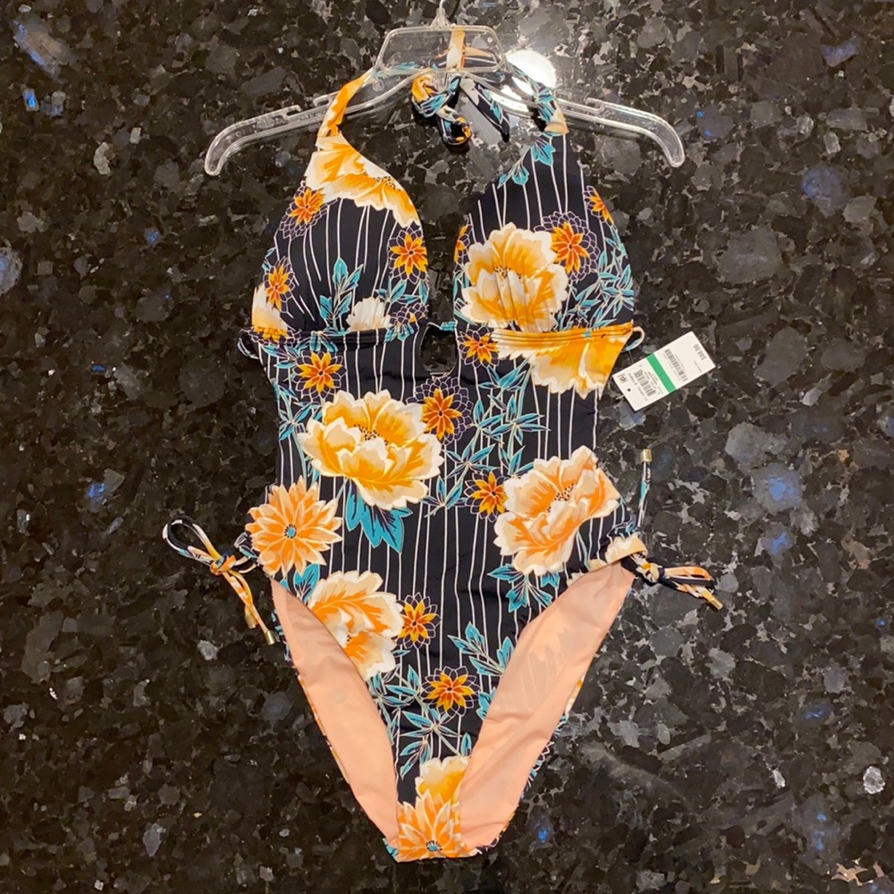 Bar lll bathing suit